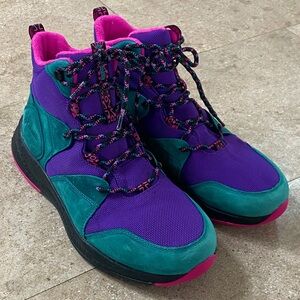 columbia sh/ft outdry boots men’s 9.5 BM0843-512 Emperor/Grvy Pink Waterproof